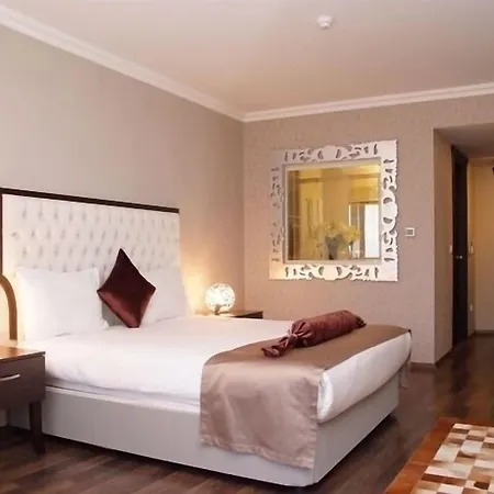 Crowne Plaza - Ortakoy Bosphorus By Ihg Hotell