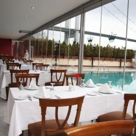 Hotell Crowne Plaza - Ortakoy Bosphorus By Ihg