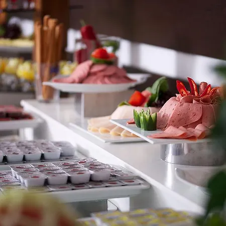 Hotell Crowne Plaza - Ortakoy Bosphorus By Ihg Istanbul
