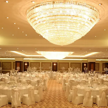 Hotell Crowne Plaza - Ortakoy Bosphorus By Ihg
