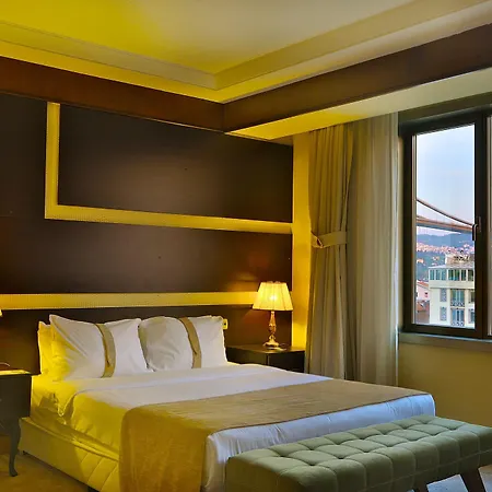 Crowne Plaza - Ortakoy Bosphorus By Ihg 5*