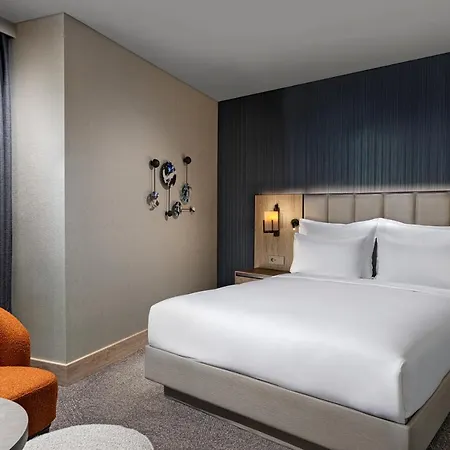 Crowne Plaza - Ortakoy Bosphorus By Ihg 5* Stambuł