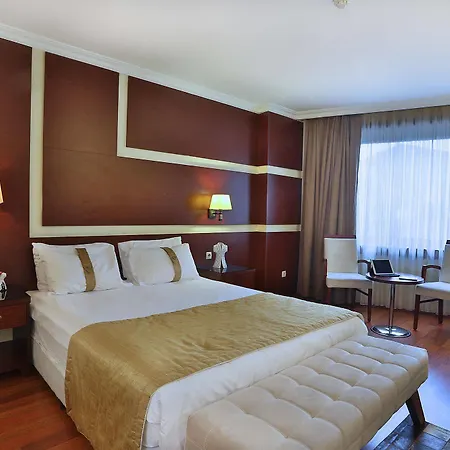 Crowne Plaza - Ortakoy Bosphorus By Ihg Istambul