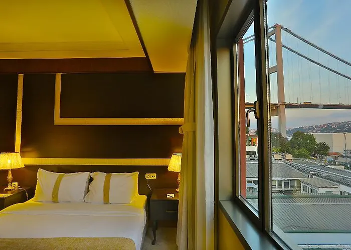 Crowne Plaza - Ortakoy Bosphorus By Ihg Отель 5*