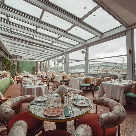 Szálloda Crowne Plaza - Ortakoy Bosphorus By Ihg 5*